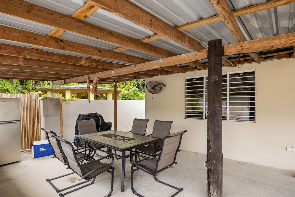 Pool Villa Pet-friendly Near Beach