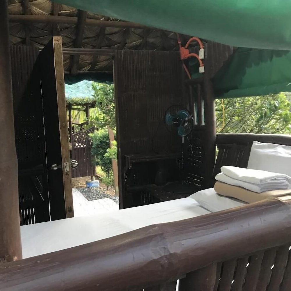 Eljoy's Forest Resort