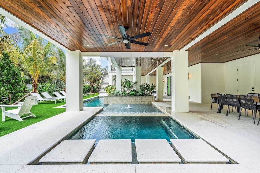 A Point of Paradise by Beachside Mgmt view 5