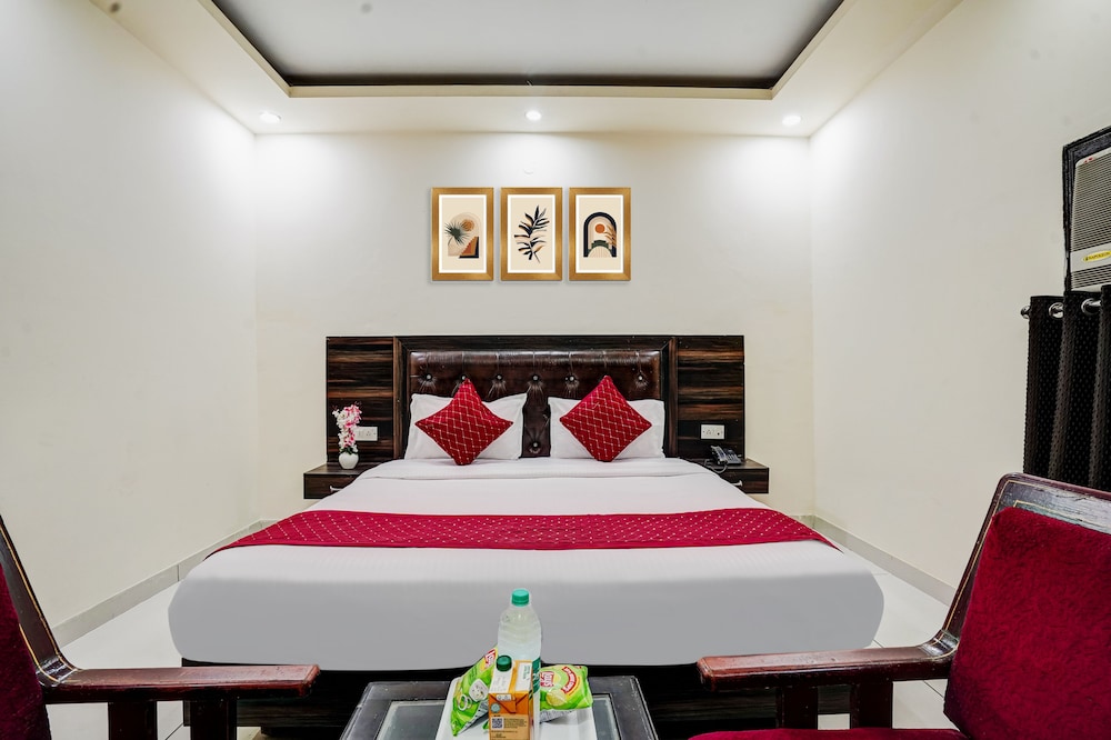 Hotel City Lite Near Delhi Airport