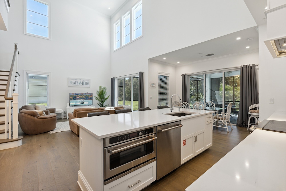 139 Ocean Estates Dr