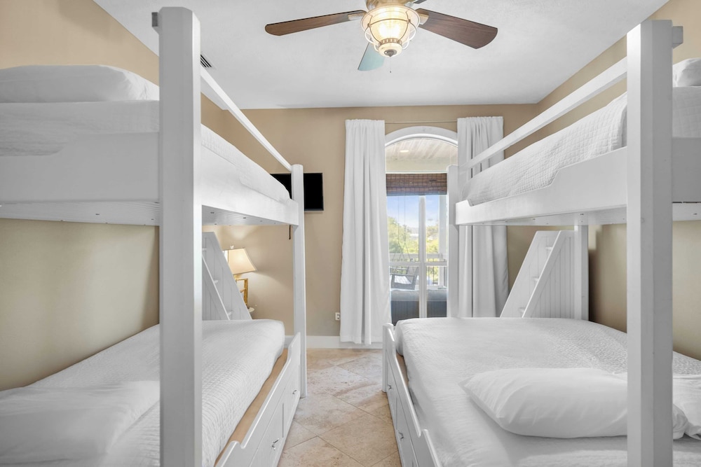30A Beach House w/ Private Pool, Fire Pit, BBQ & Golf Cart to Rosemary Beach