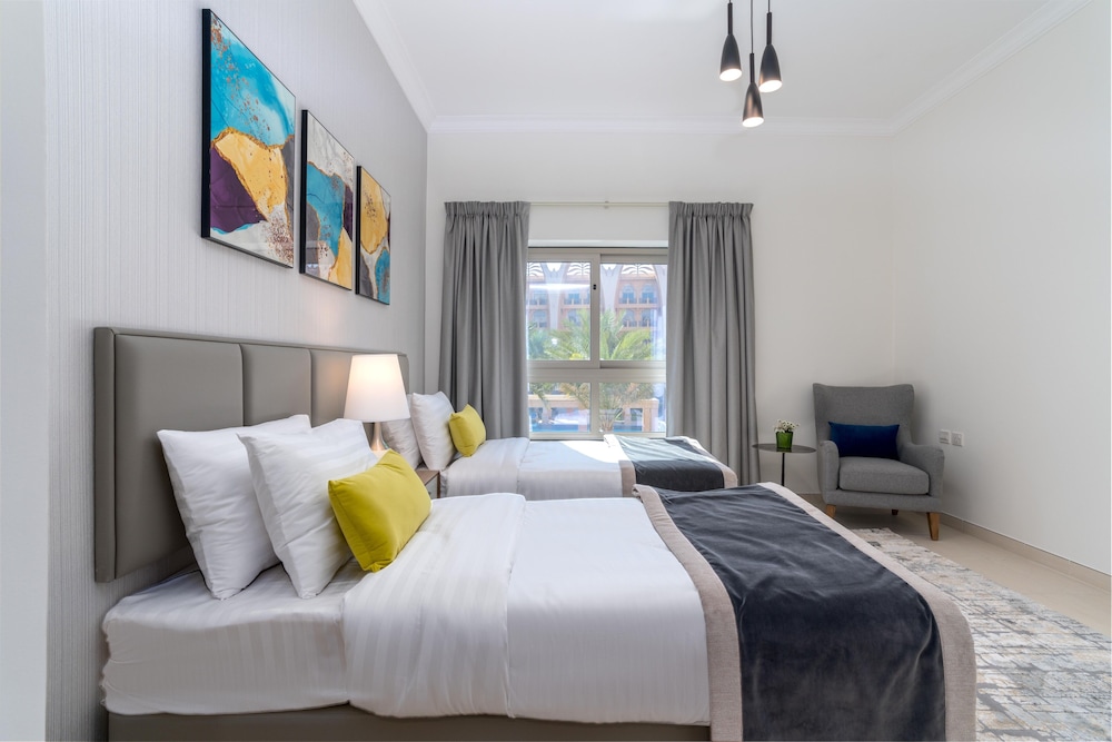 GLOBALSTAY. Private Pool Villas and Townhomes