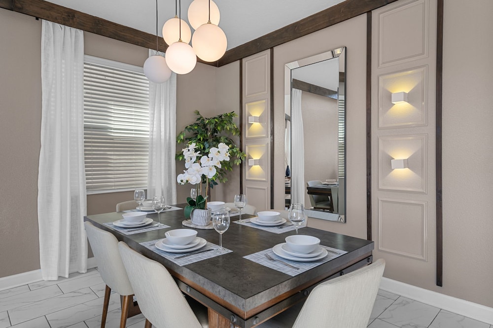 Chic 5bed Home Close to Disney Parks