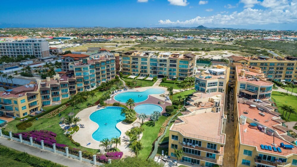 2BR 3BA Condo on Eagle Beach w Amazing Amenities