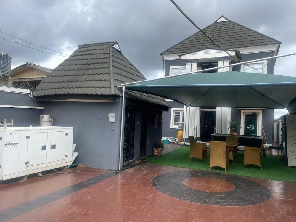 Muniz Global Apartments