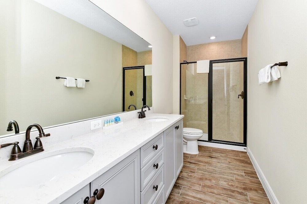 Paradise Breeze Cottage By Shine Villas Margaritaville Resort Orlando 4 Bedroom Condo