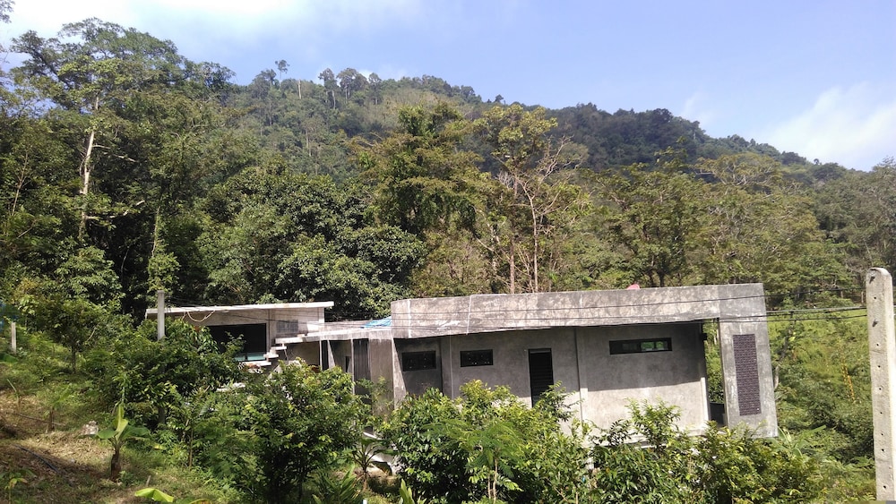 Phuchada Residence