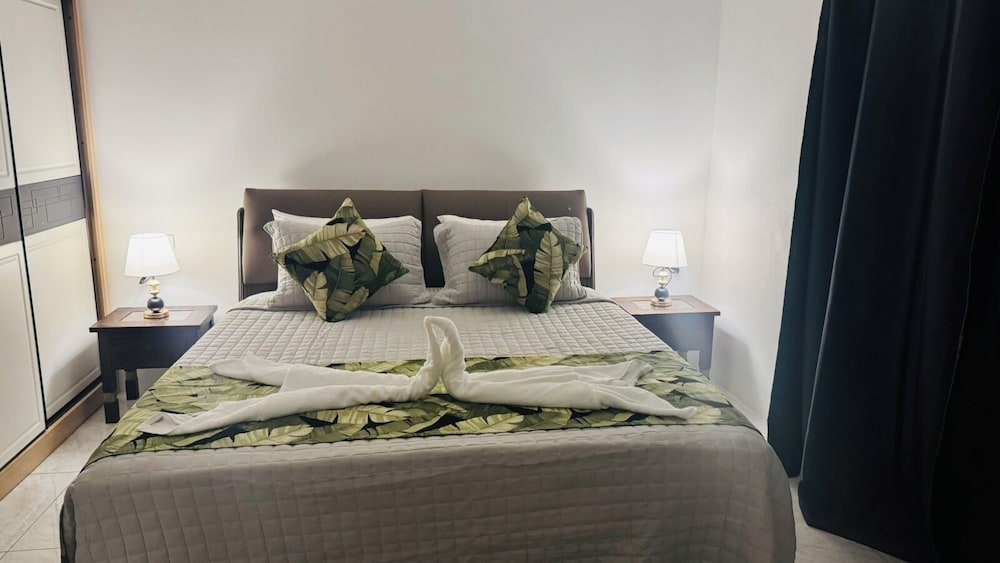 Peaceful Nadi Base Retreat