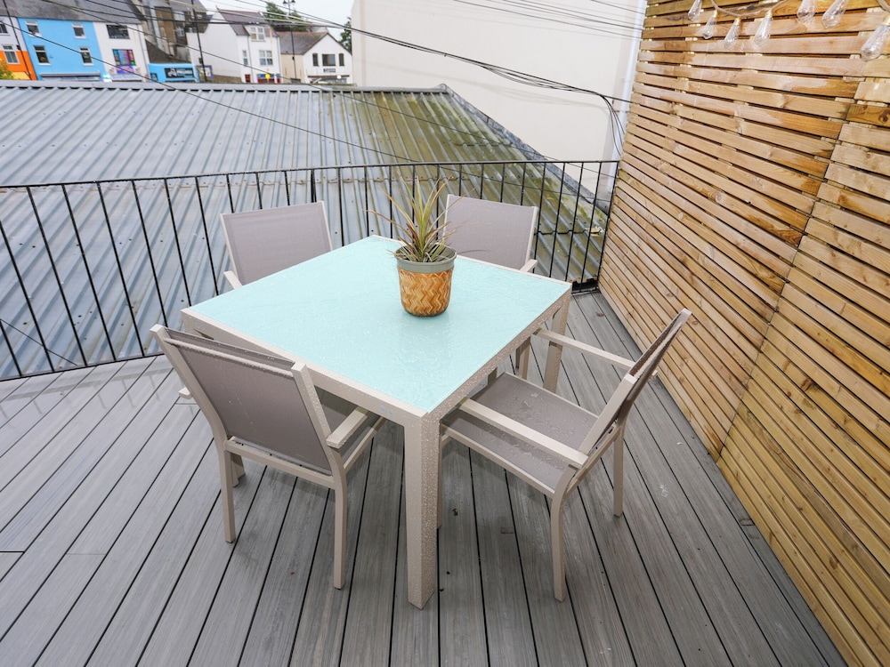 Harbourside Apartment