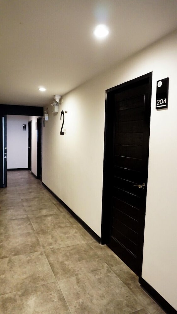 B-Black Hotel Chonburi