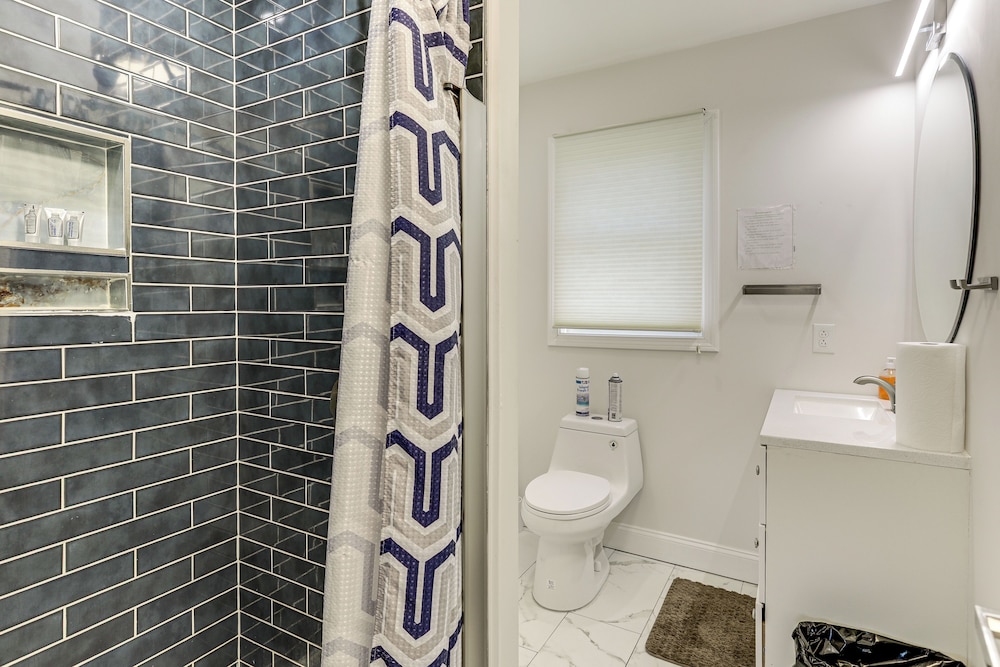 Pet-friendly Home w/ Spacious Yard in Avon!