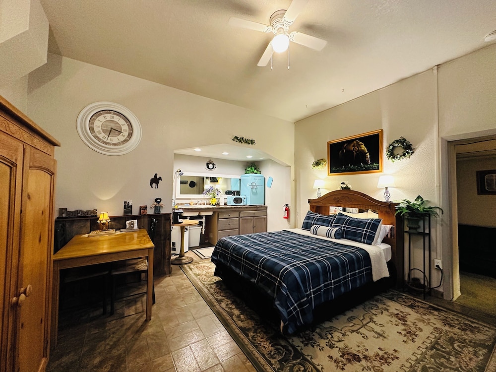 Salmon River Inn