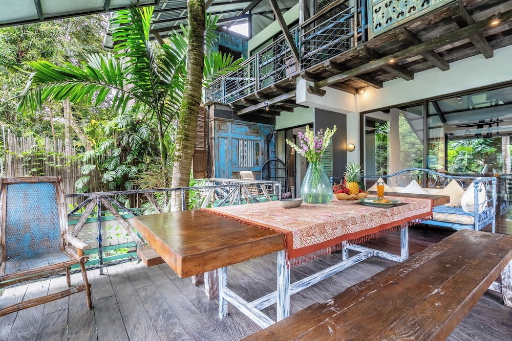 Your Dream Waterfront Villa