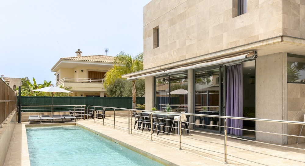 Villa Near Playas de Muro