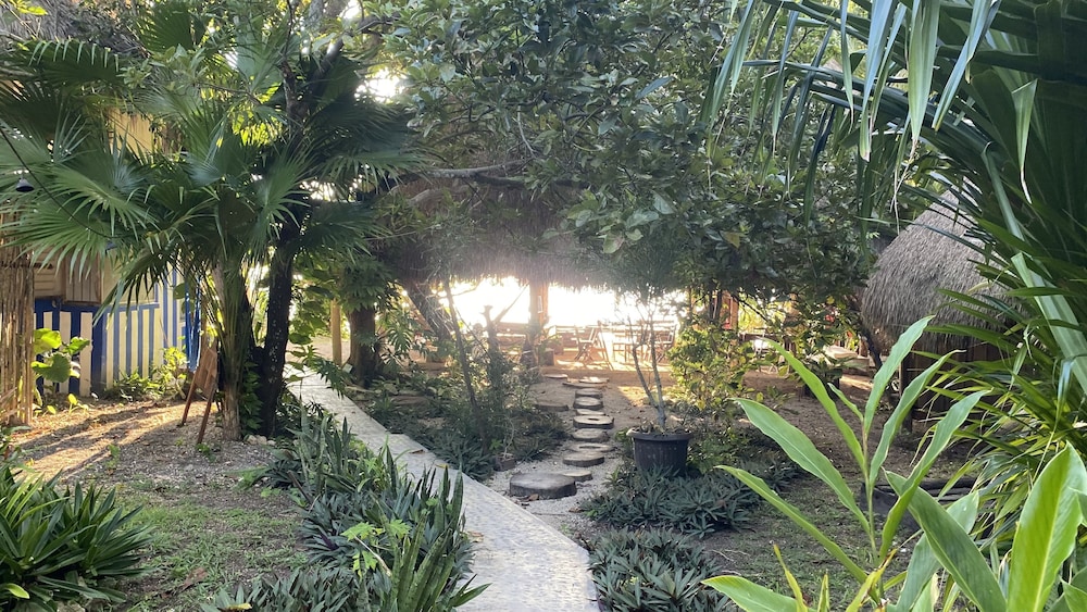 Posada Lulú La Bruja Bacalar
