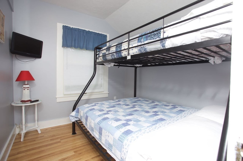 Drakes Island Resort - Property Image 43