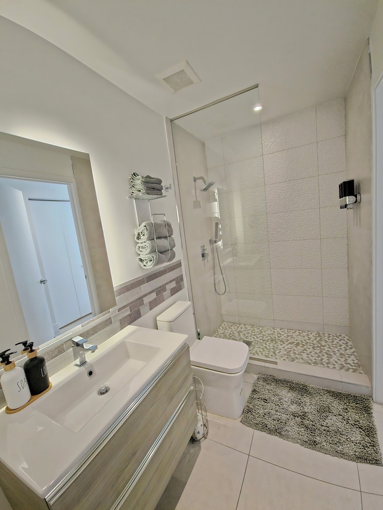 Smart Brickell Condos Free Parking by Cielo Stays