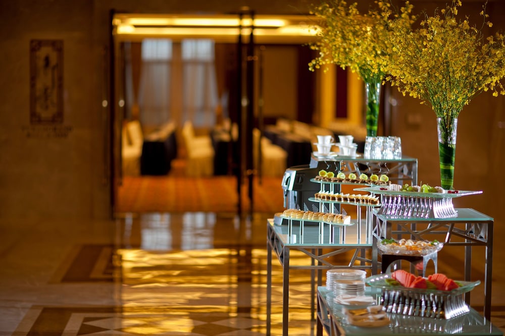 Nanjing Greenland Yuhao Hot Spring Hotel