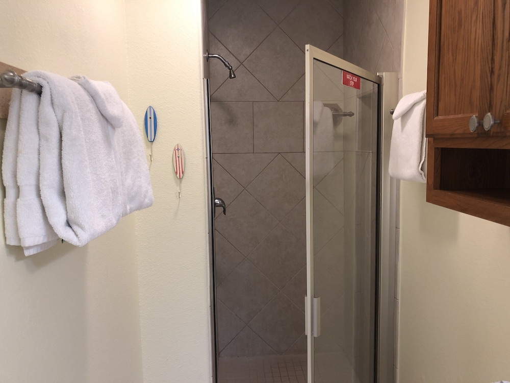 Beachgate Condo Suites And Hotel 121 1 Bedroom Condo