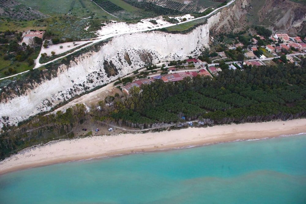 Eraclea Minoa Village
