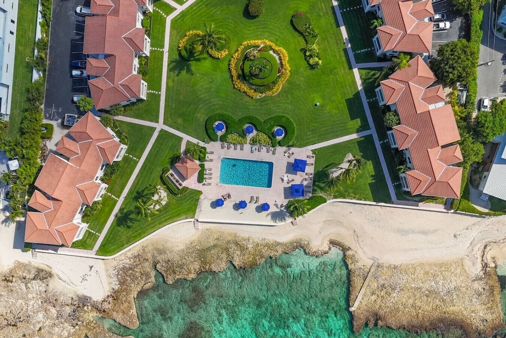 New Remodel Ocean View Pool 75 TV Sleeps 6