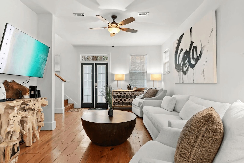 Coastal Soul 393 by Avantstay Near Boat Ramp & Bay, Private Yard