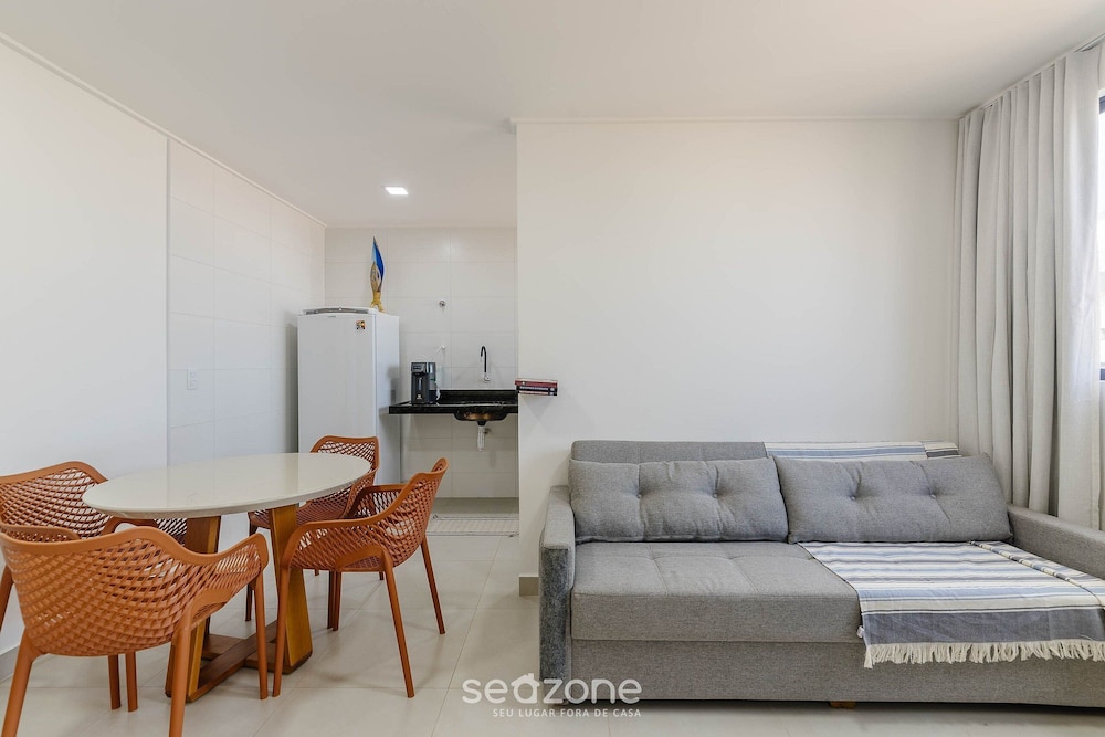 Stay With a Pool and gym 350m From the Beach in a Prime Location in Maceio - SLI