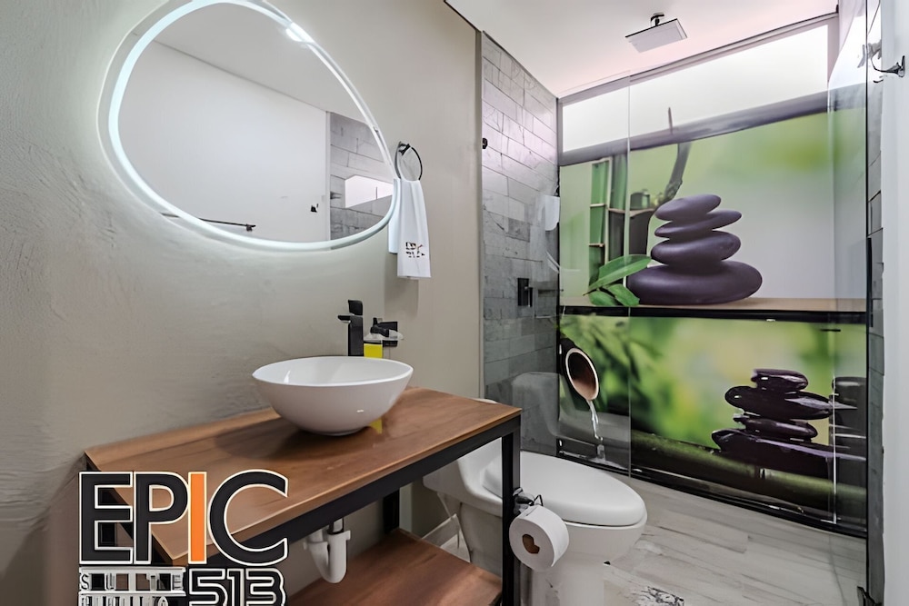 Epic Suite 513 Deluxe Aeropuerto