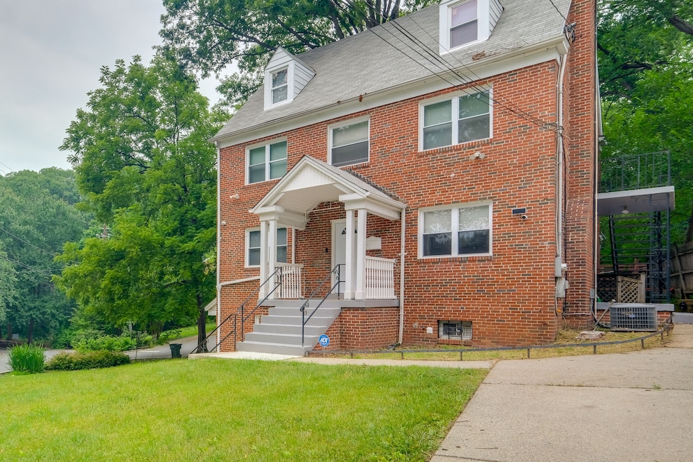 Washington, DC, Area Apartment 8 Mi to Downtown! view 3