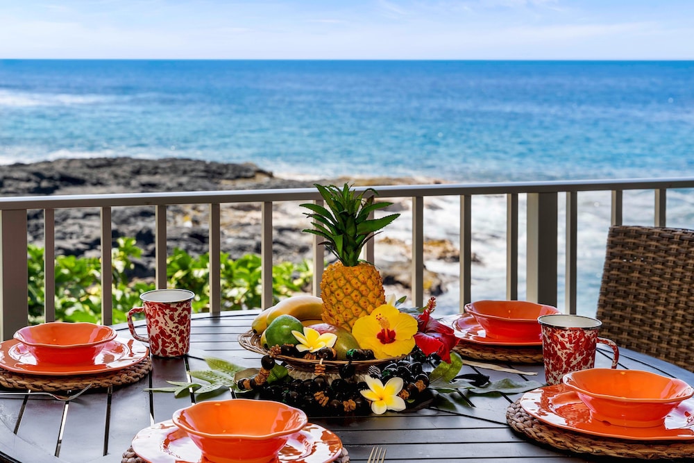 Ocean Front Condo - Vrkcv