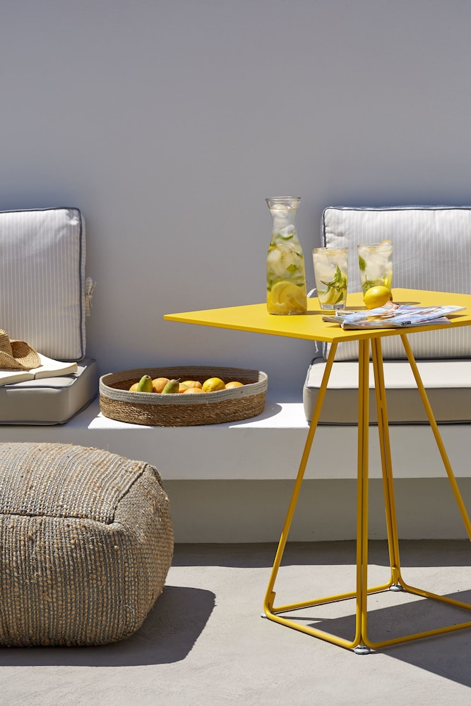 Nova Luxury Suites