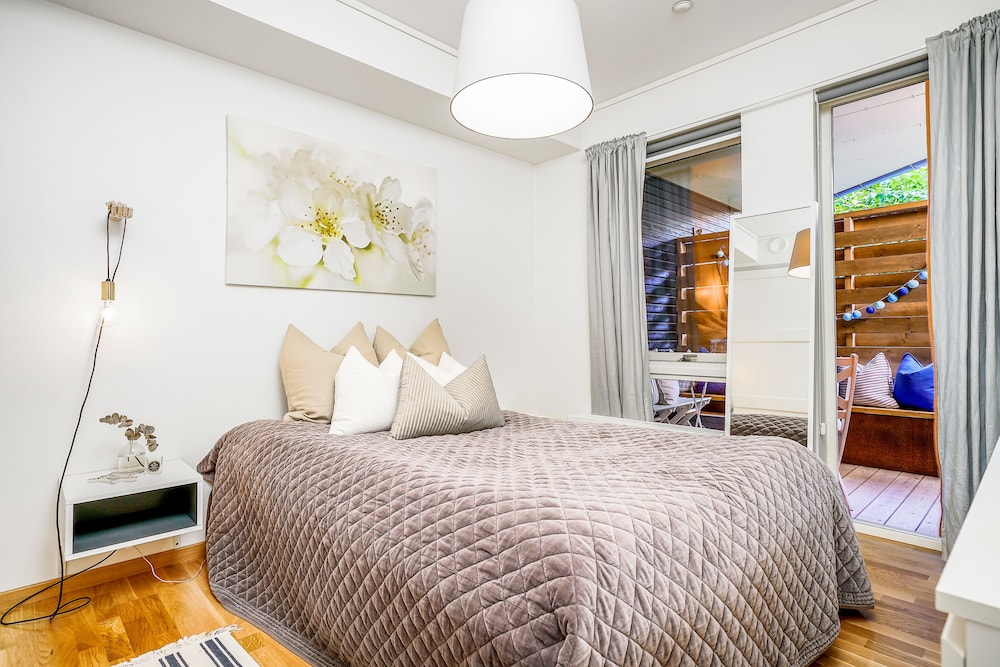 Nordic Host Luxury Apts-C.Krohgs Gate 39 view 3