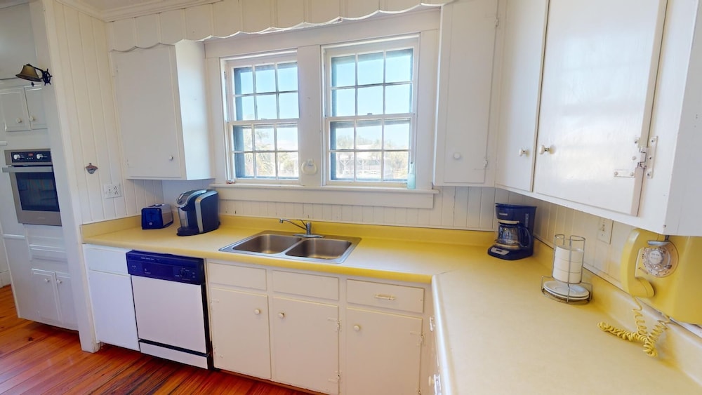 Lollipop II by Tybee Vacation Rentals