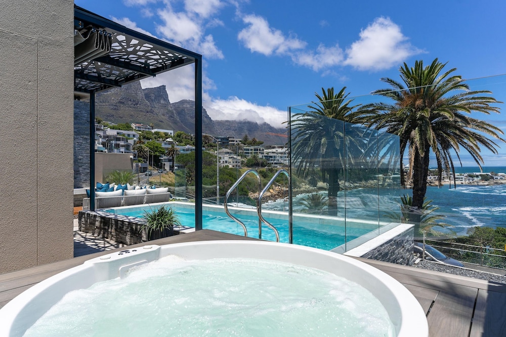 Bakoven Palms Villa - Ultra Lux Villa With Jacuzzi