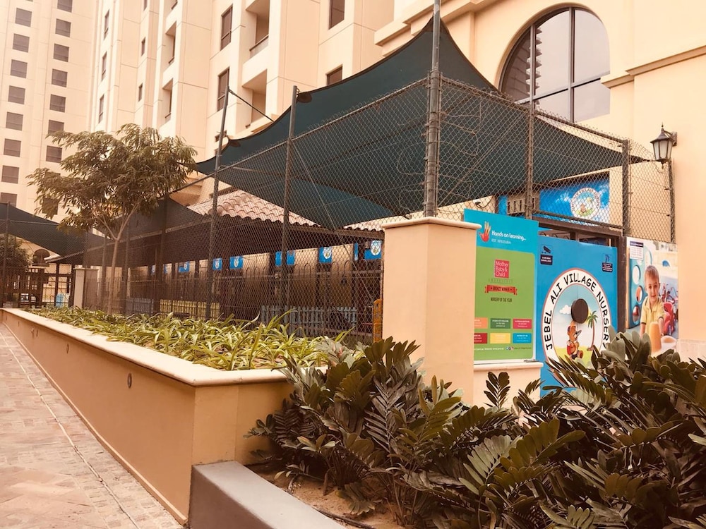 Pelicanstay Seaview Suites in JBR Walk
