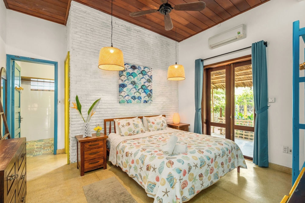 An Bang Beachside Boutique Homes & Villas