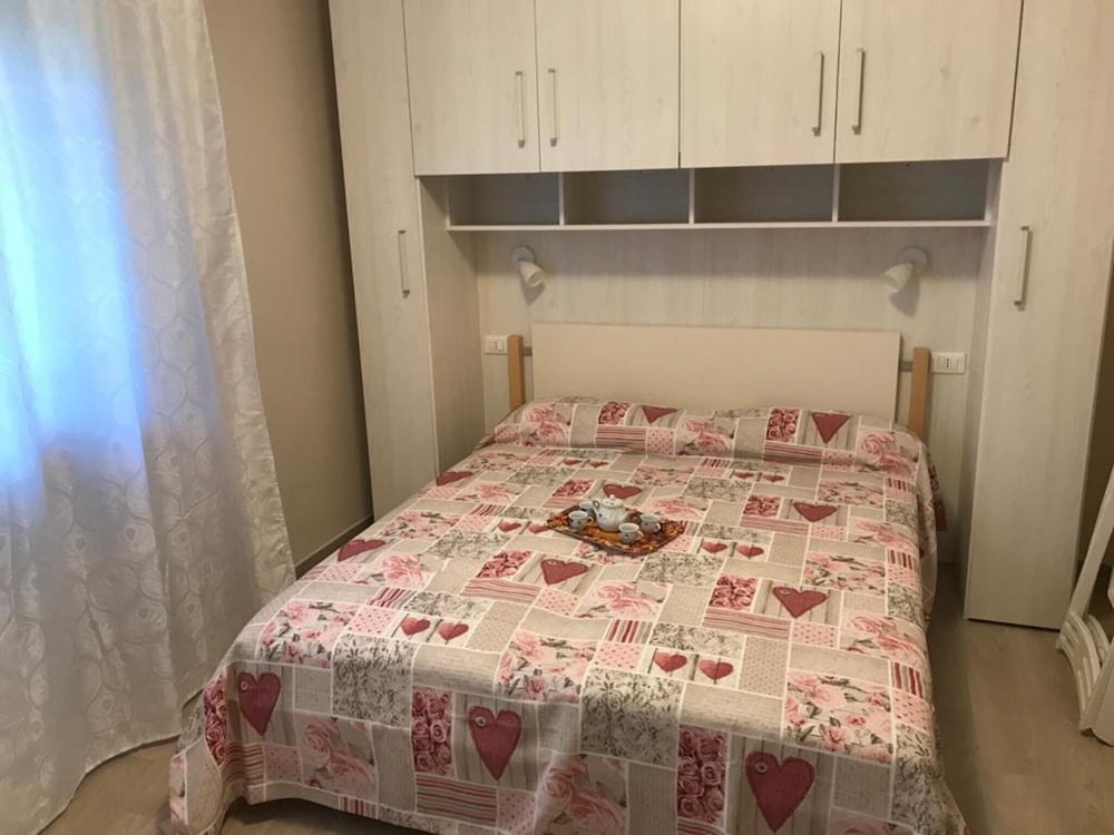 Renovated Flat Near the Main Avenue