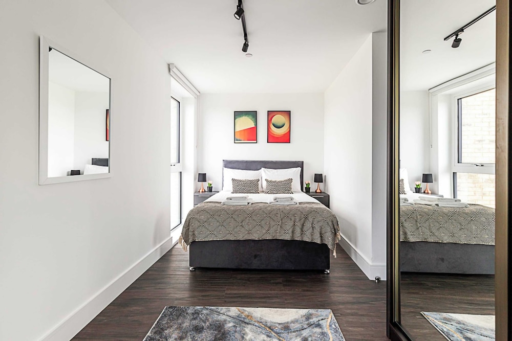 Stunning Studio Apartment