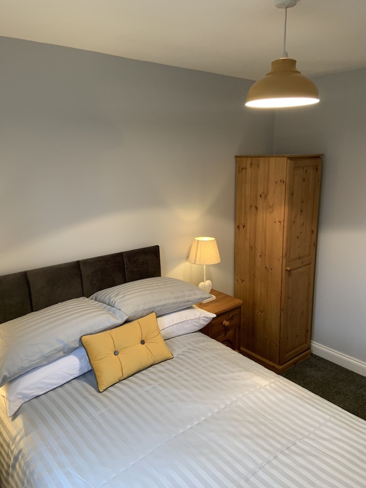 Hursley Lodge view 4