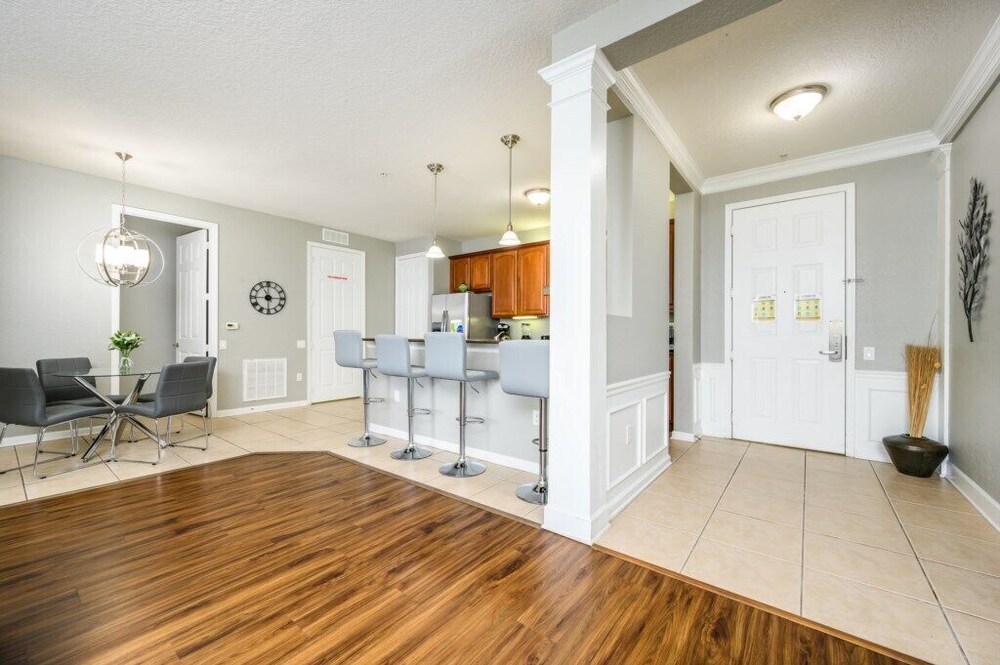 Epic Universe Family Fun Vista Cay Lakeview Condo - 1021