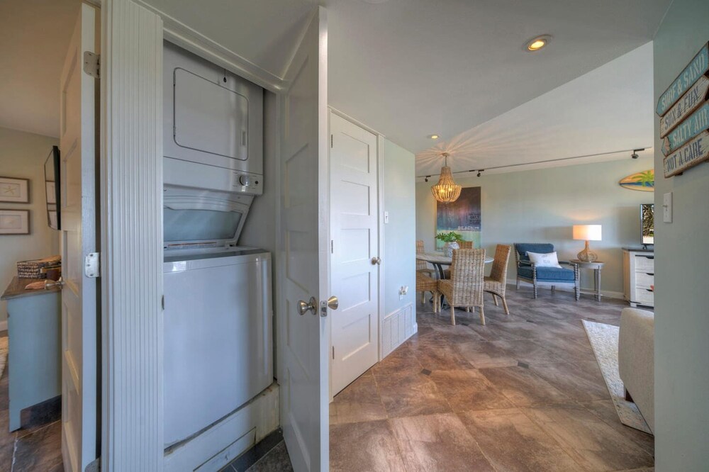 3 Condos in Beachfront Complex w Pool Sleeps 22 Island Retreat 3-unit Buyout
