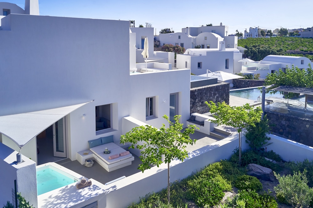 Nova Luxury Suites