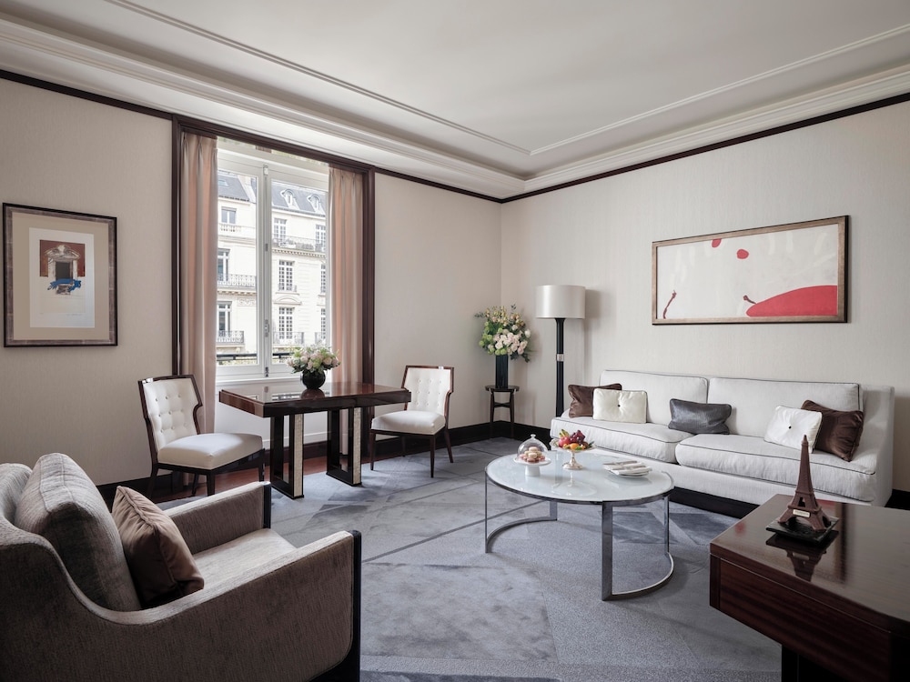 The Peninsula Paris