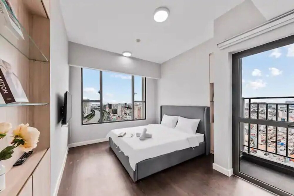 RiverGate Apartment View Residence