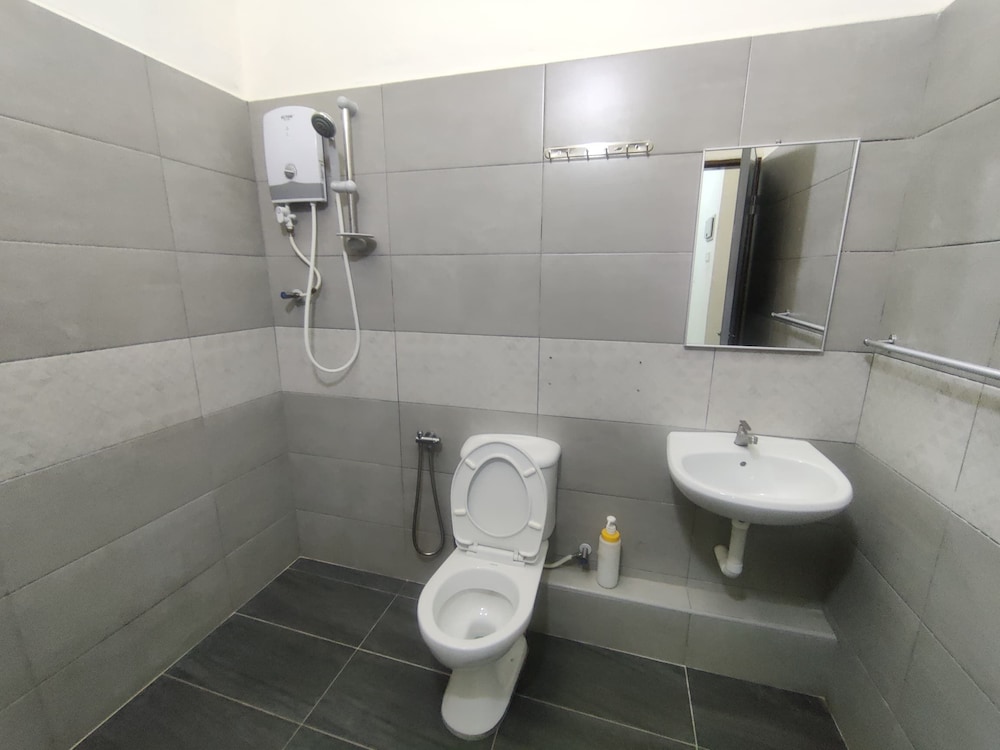 CLP Home near Sri Muniswarar Temple 2