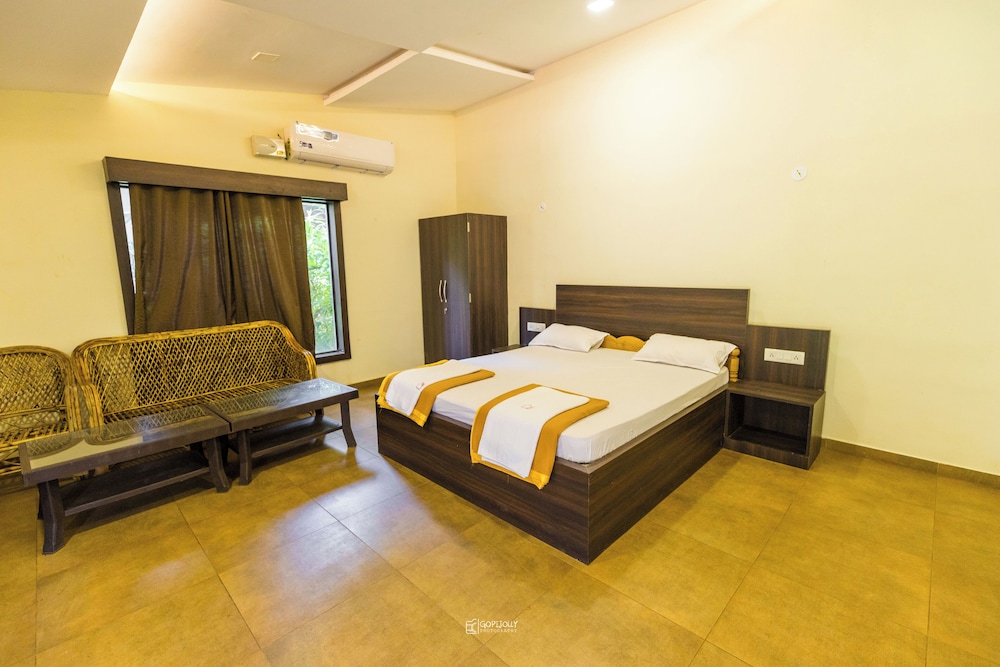 Tree Paradise Resort
