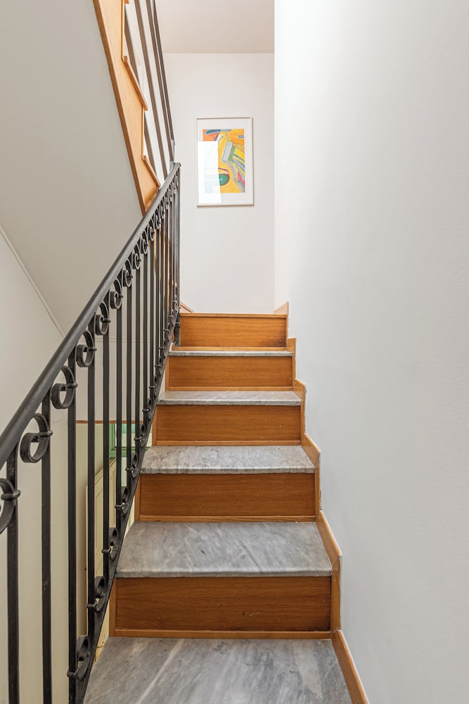Carlo Apartment with Terrace by Wonderful Italy