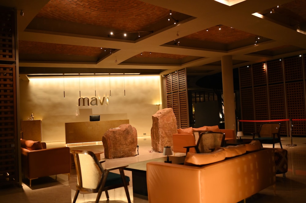 Mavi Retreat