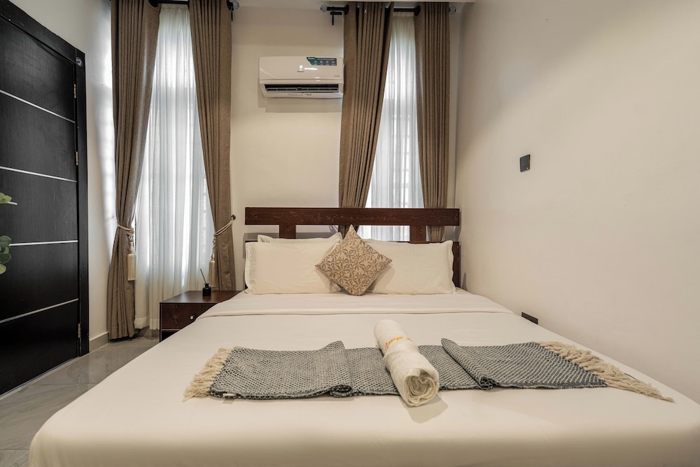 George Residence Ologolo Lekki